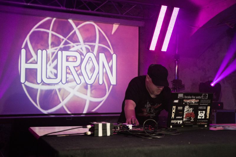 Datei:Huron 14044218036 6912db2ced o.jpg